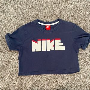 Nike Crop Top